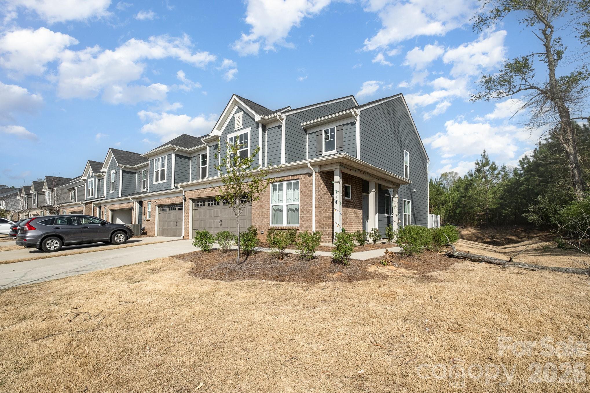 9031 Odell Corners Boulevard