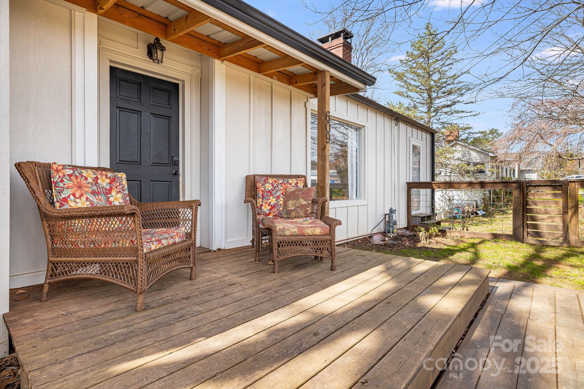609 Bailey Street