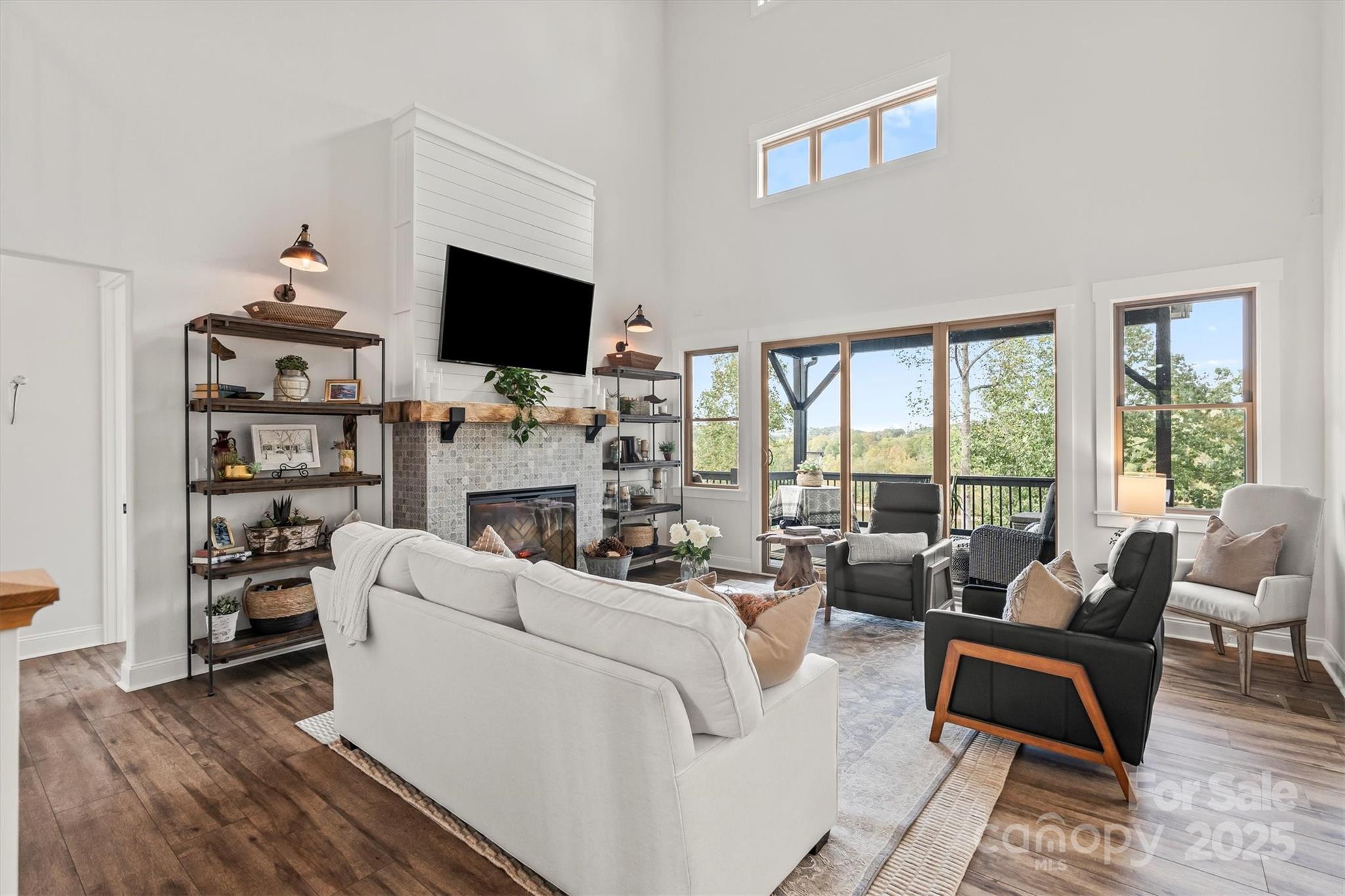5888 Wood Duck Way