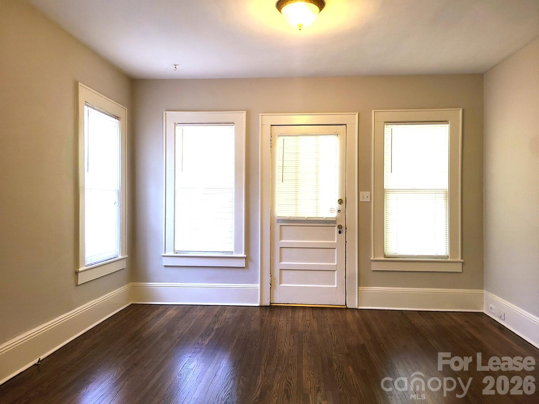 1623 Fountain View Street 2