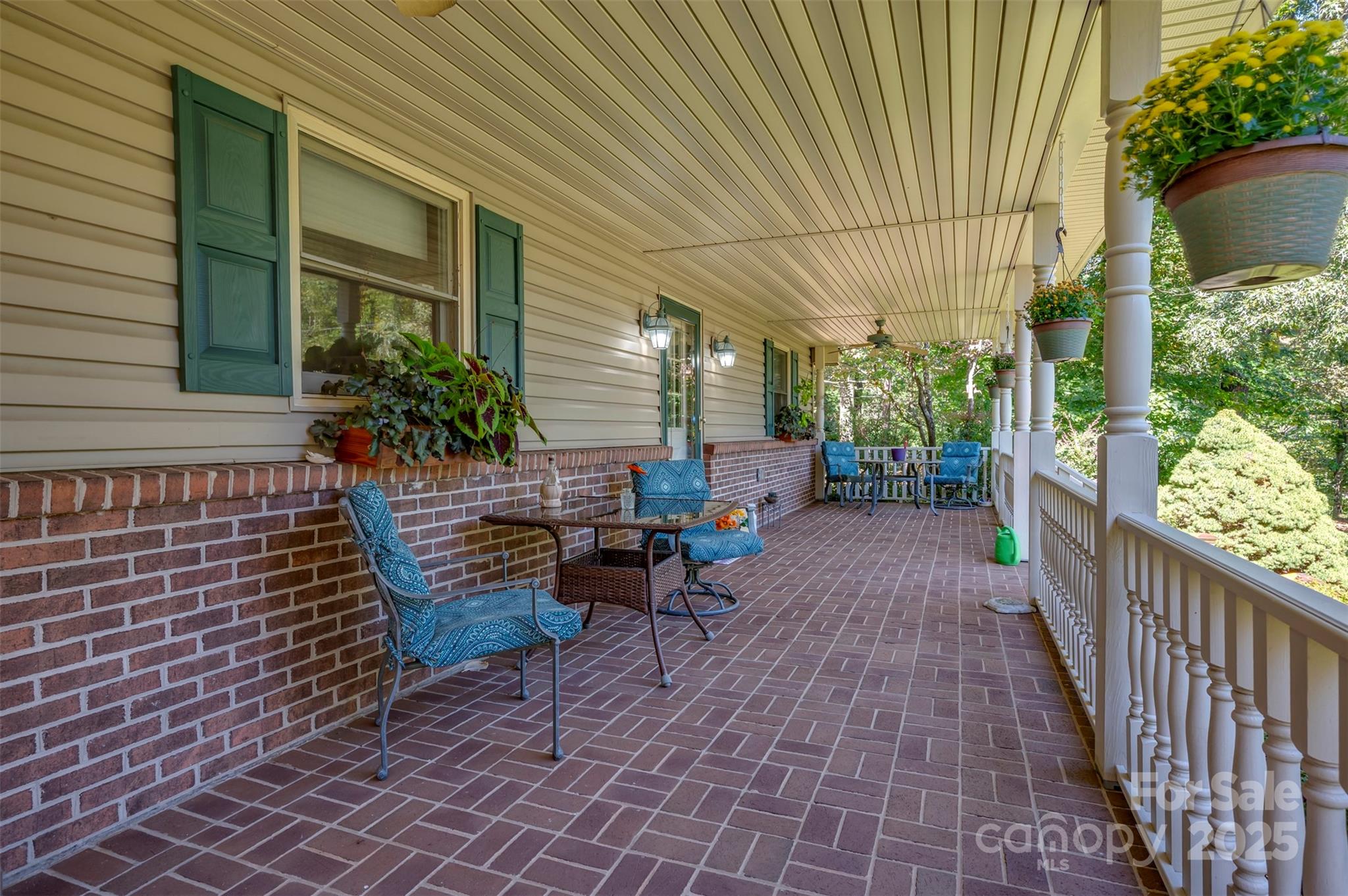 1280 Henderson Road