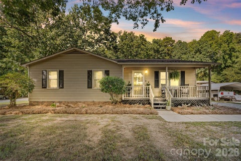 Photo for 2207 Carter Drive