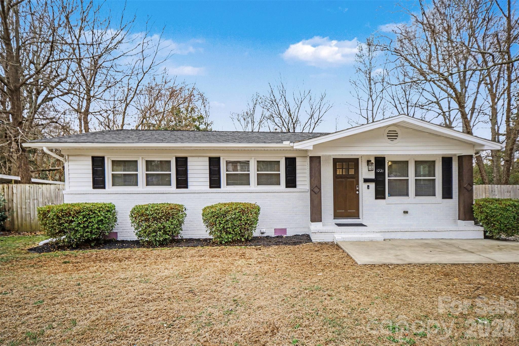 1221 Rollingwood Drive