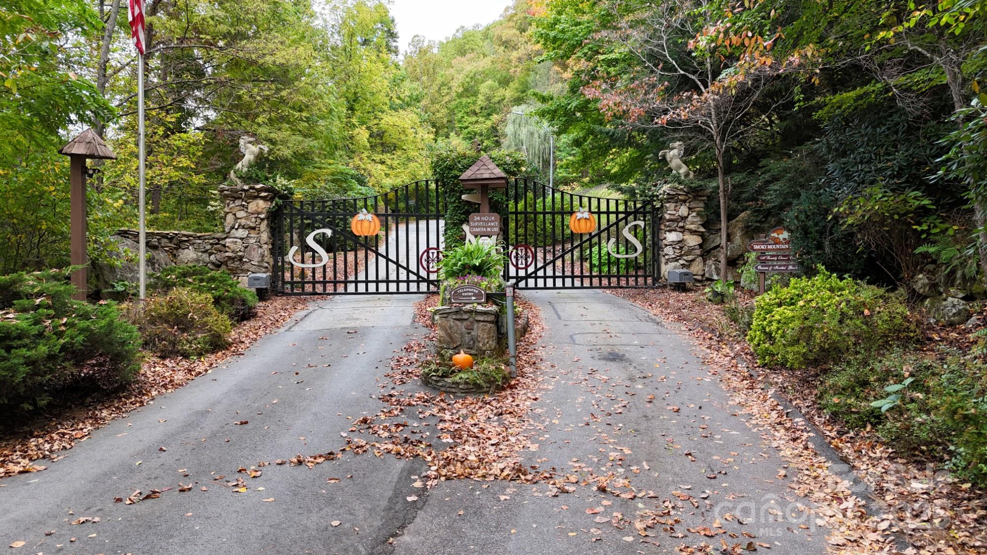 Smoky Mountain Sanctuary - Residential