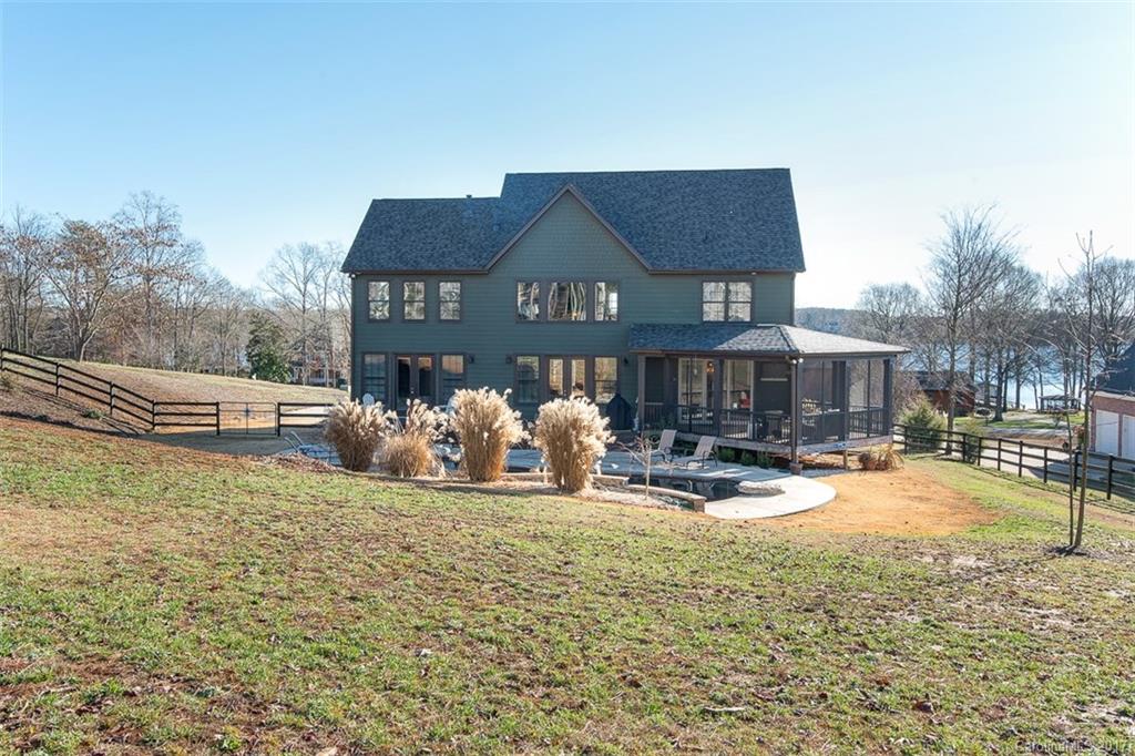 Tioga Pointe - Residential
