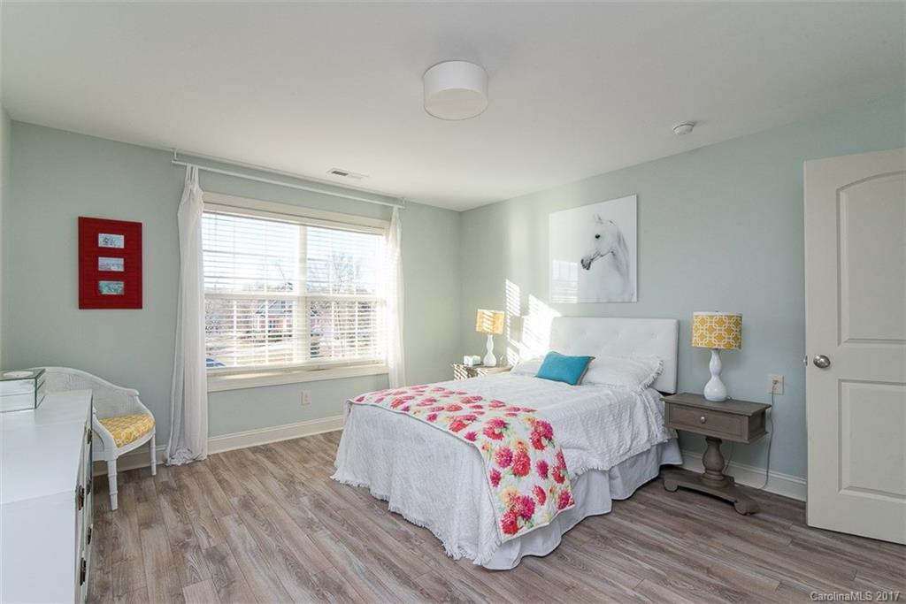 Tioga Pointe - Residential
