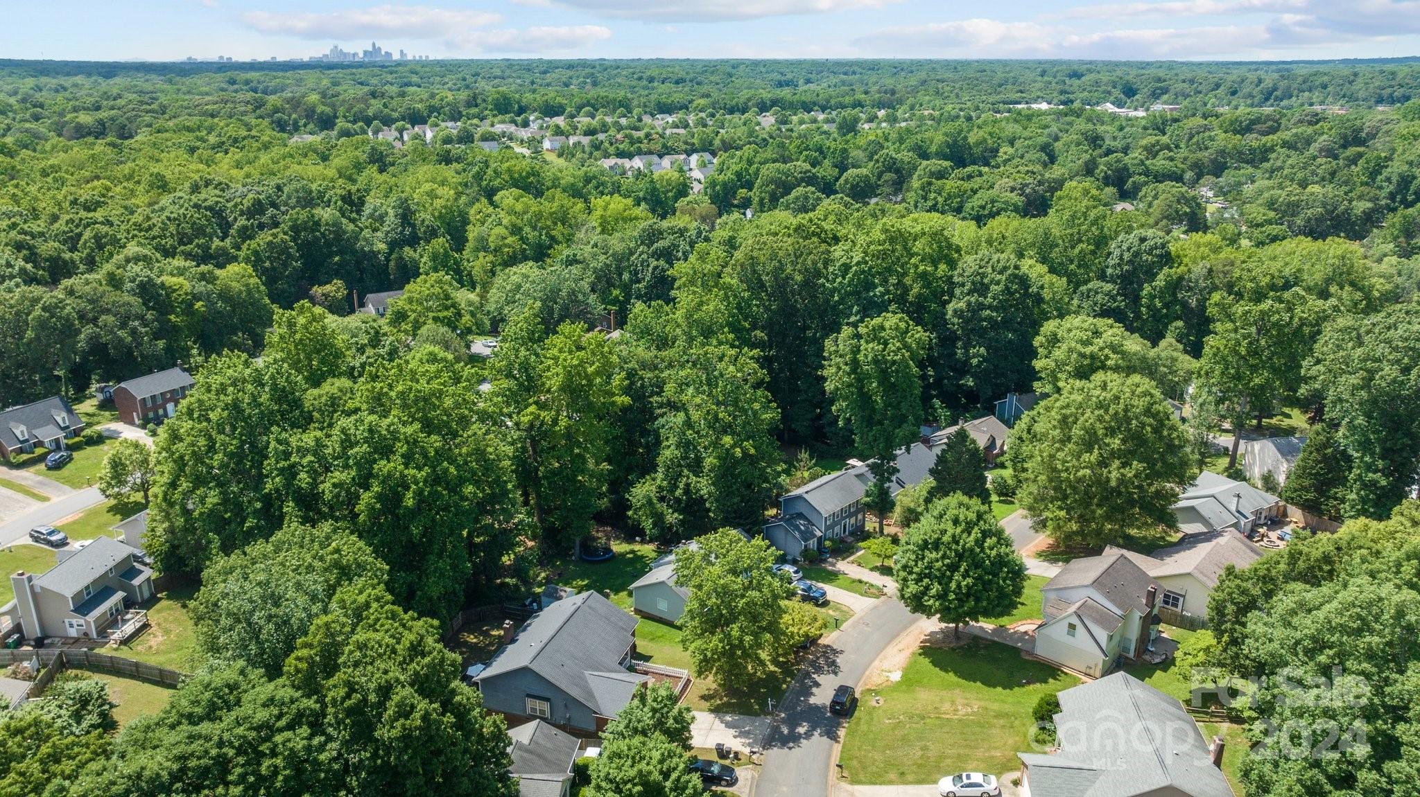 Mcalpine Woods - Residential