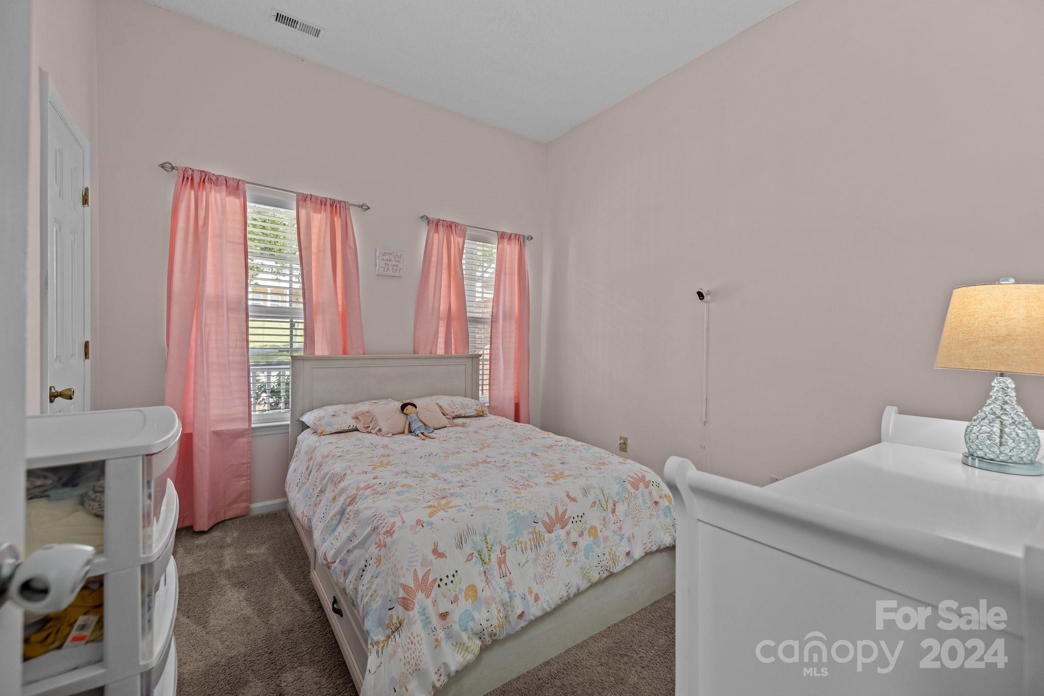 Mcalpine Woods - Residential