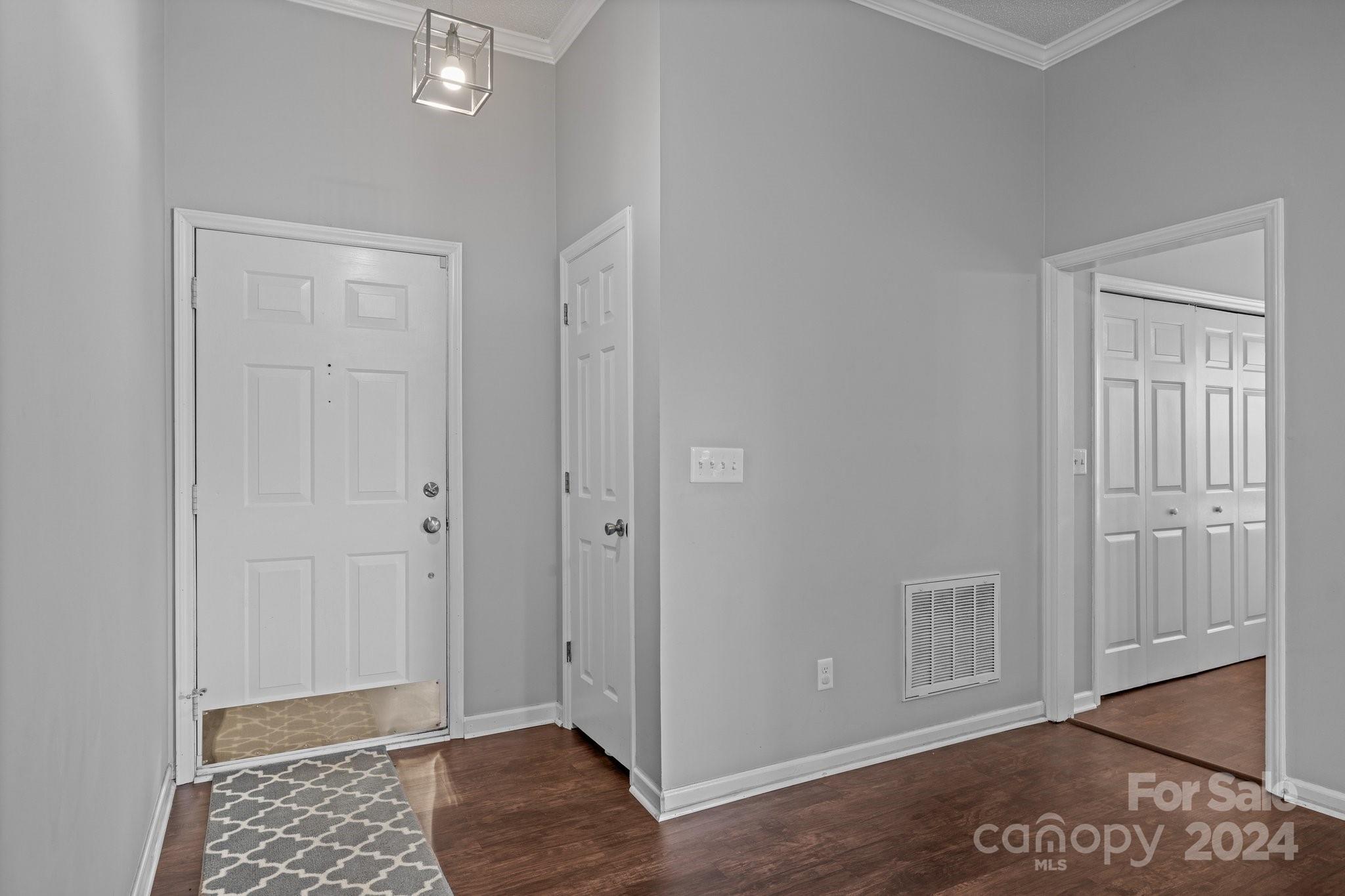 Mcalpine Woods - Residential