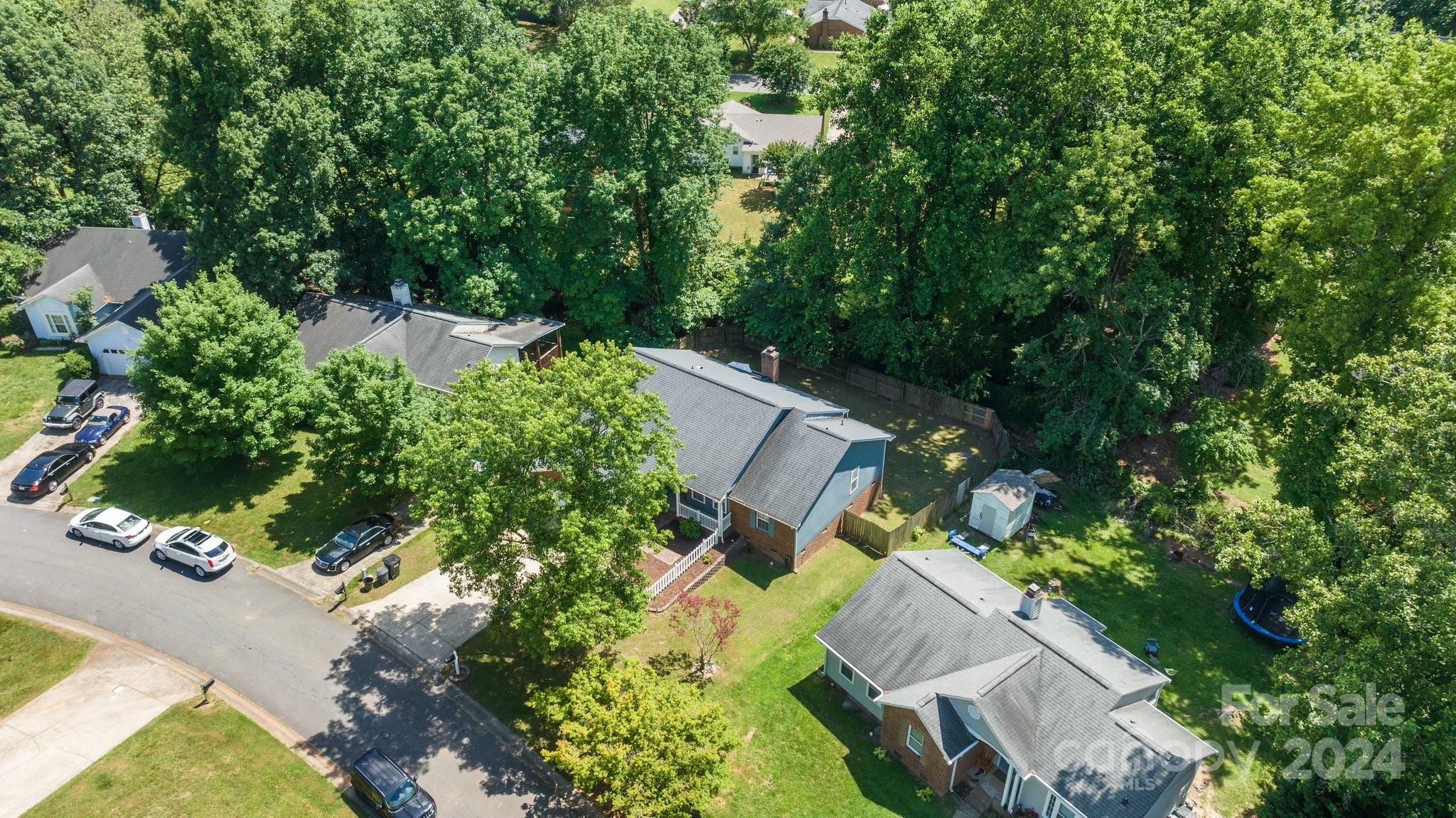 Mcalpine Woods - Residential