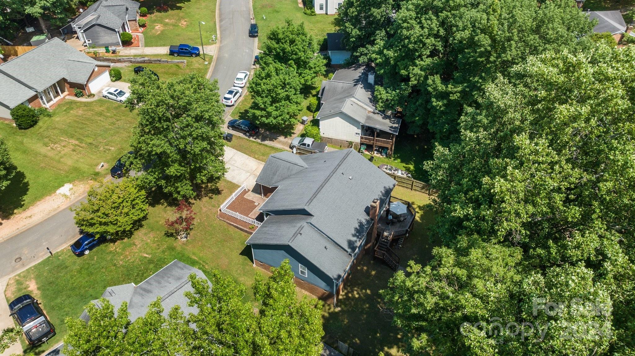 Mcalpine Woods - Residential