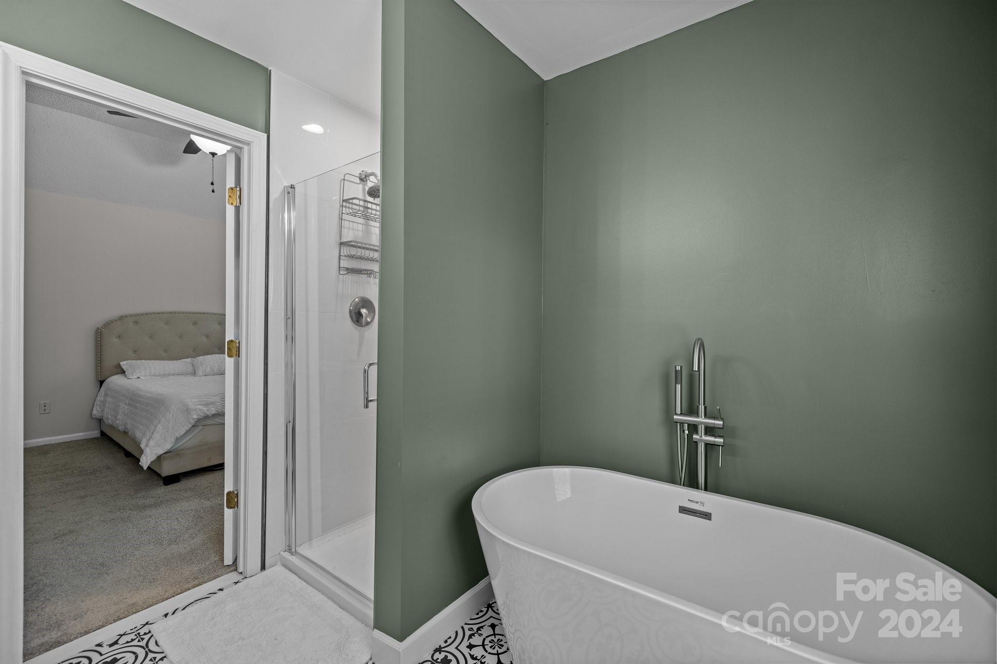 Mcalpine Woods - Residential