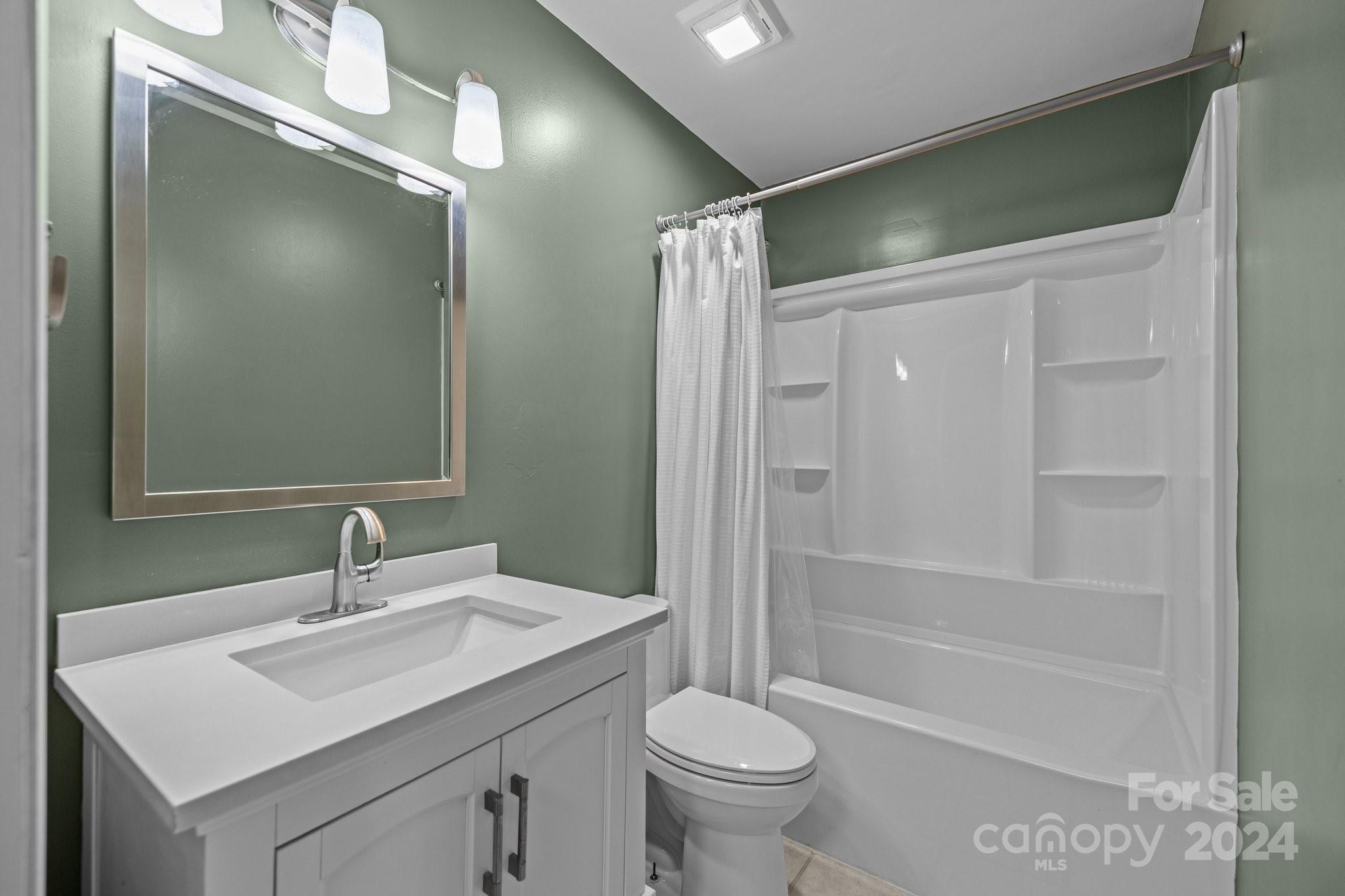 Mcalpine Woods - Residential