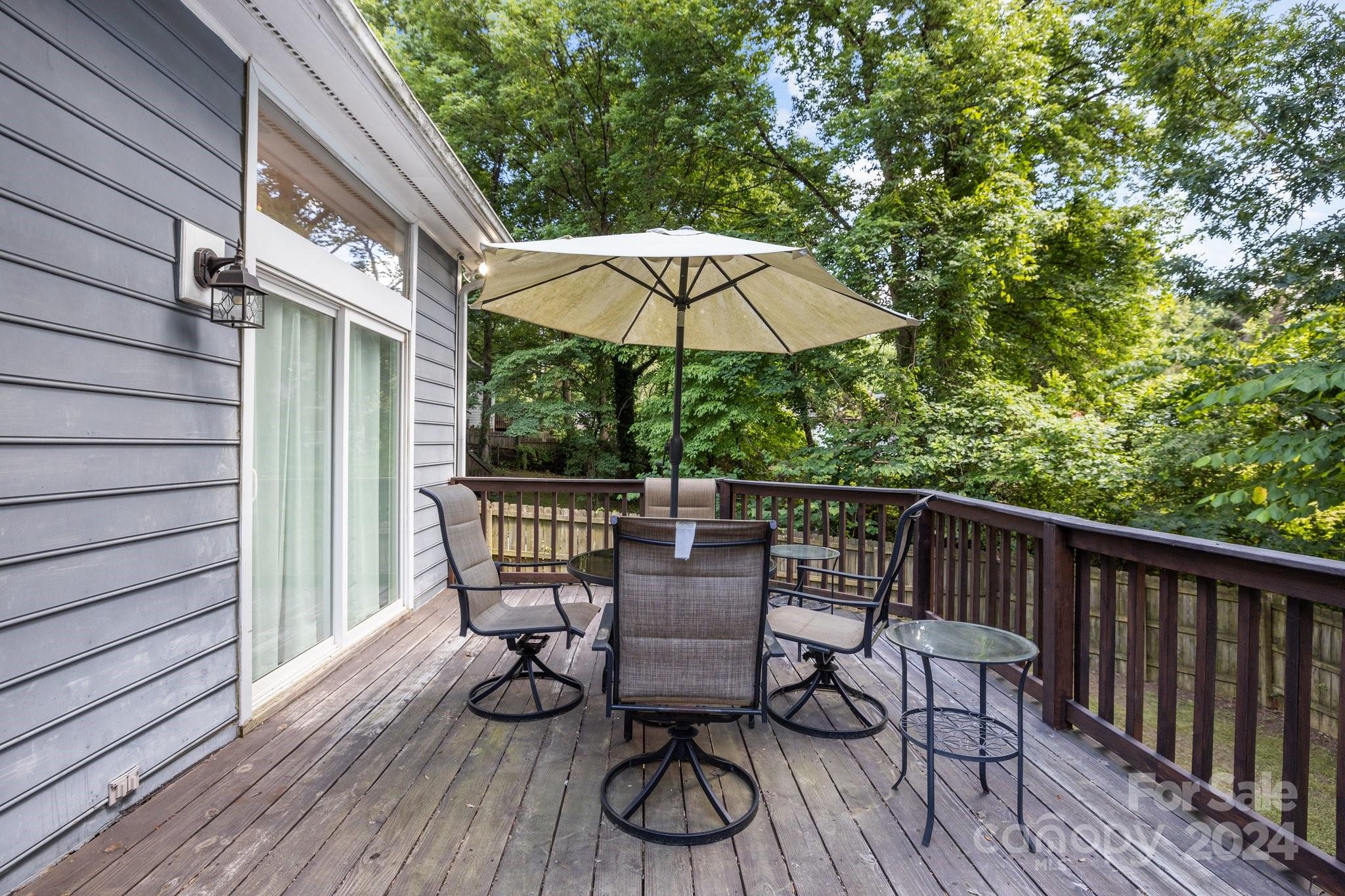 Mcalpine Woods - Residential