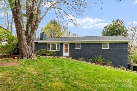 28 Pine Lane Asheville NC 28806