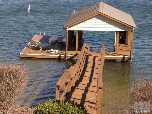 Laurel Pointe - Residential