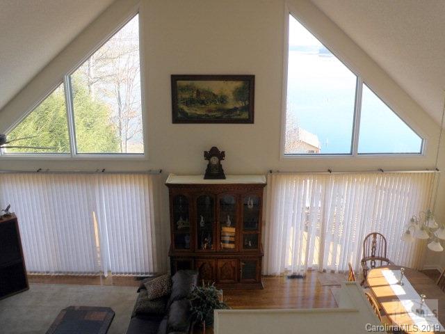 Laurel Pointe - Residential