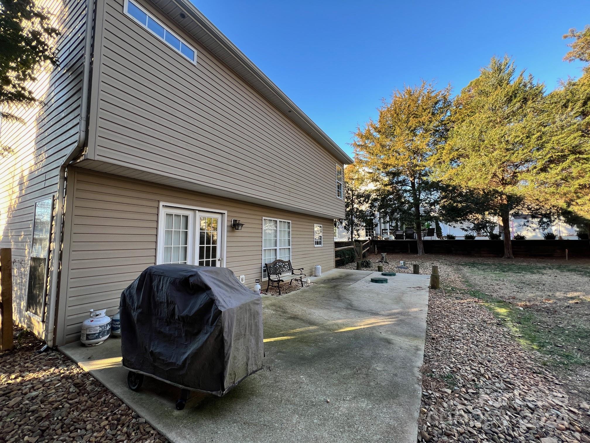 Commodore Peninsula - Residential Lease