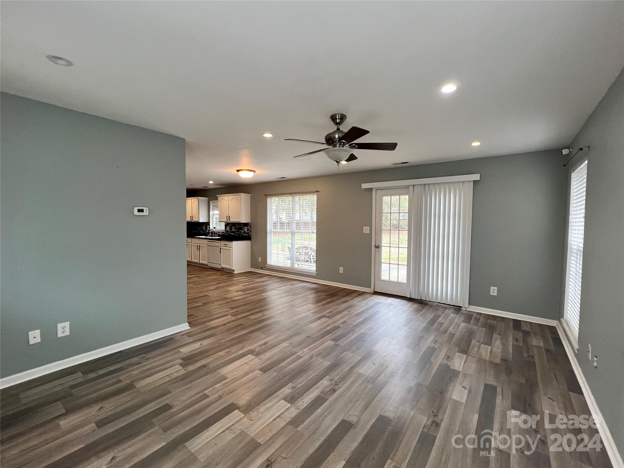 Commodore Peninsula - Residential Lease