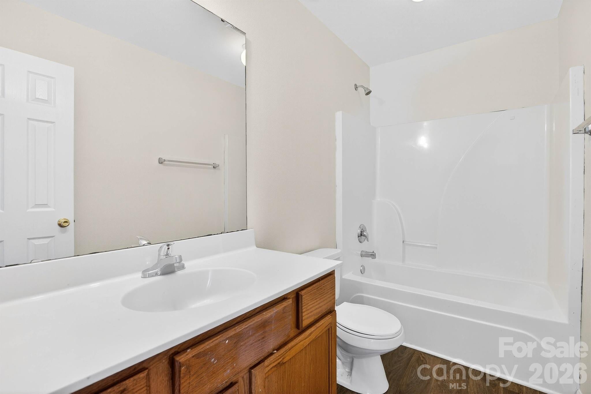 1911 Flushing Court