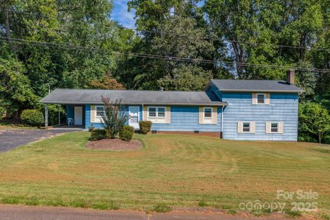 Photo of 3572 Spring Valley Drive, Newton, NC 28658 (MLS # 4306005)