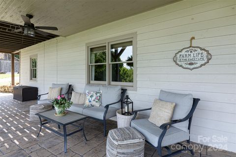 A home in Mills River