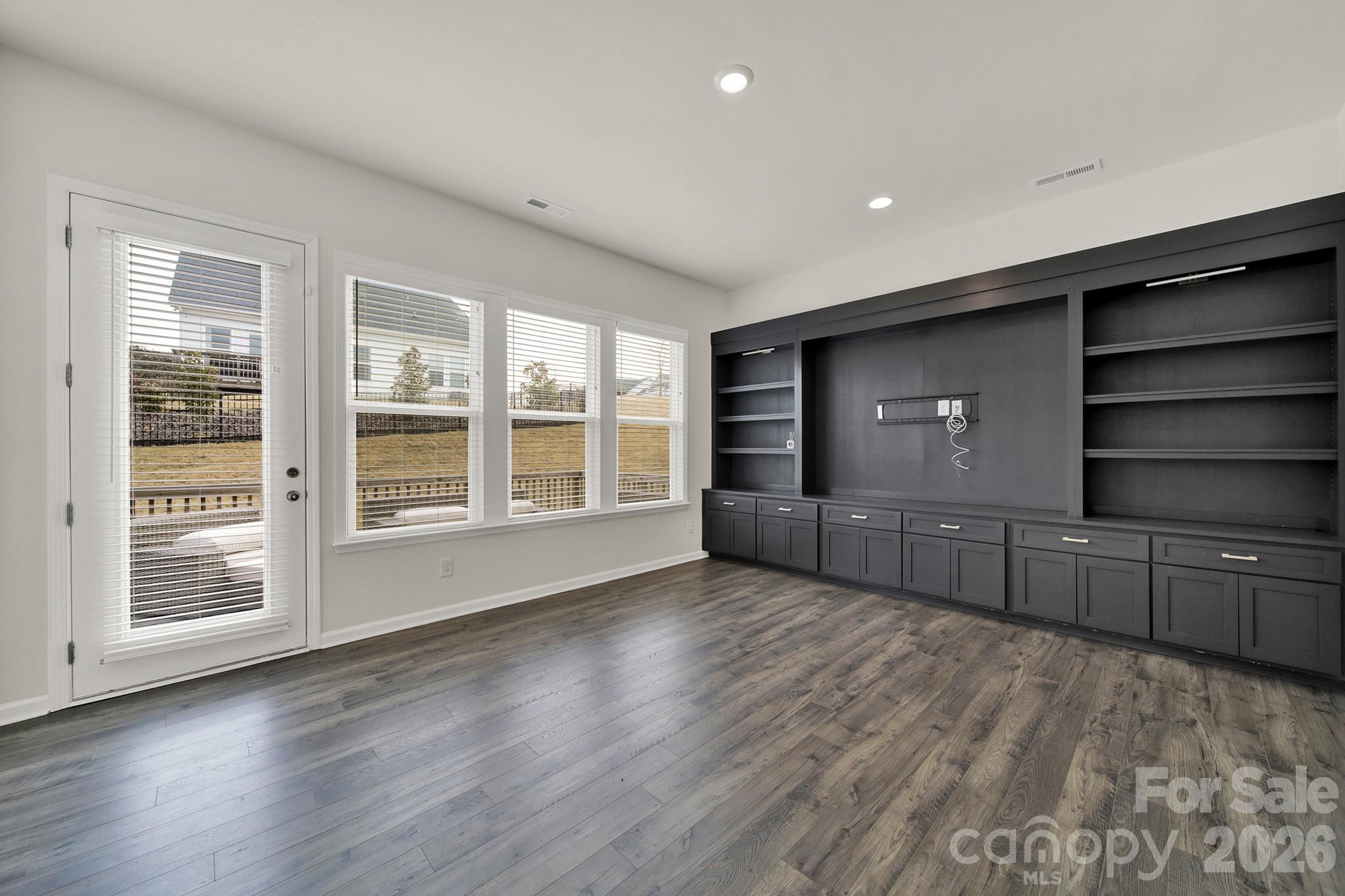 North Reach - Residential