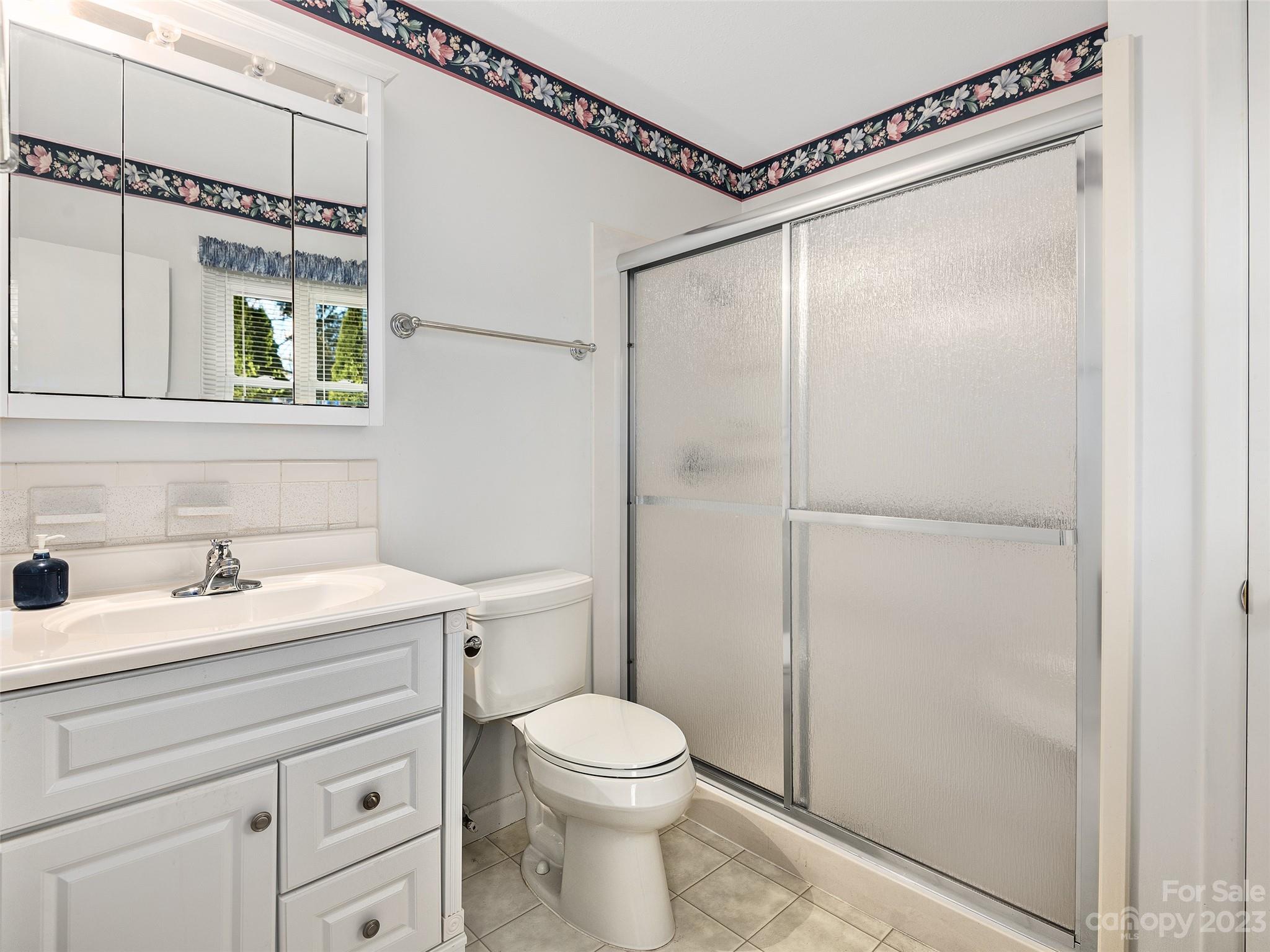 Flat Rock Manor - Residential