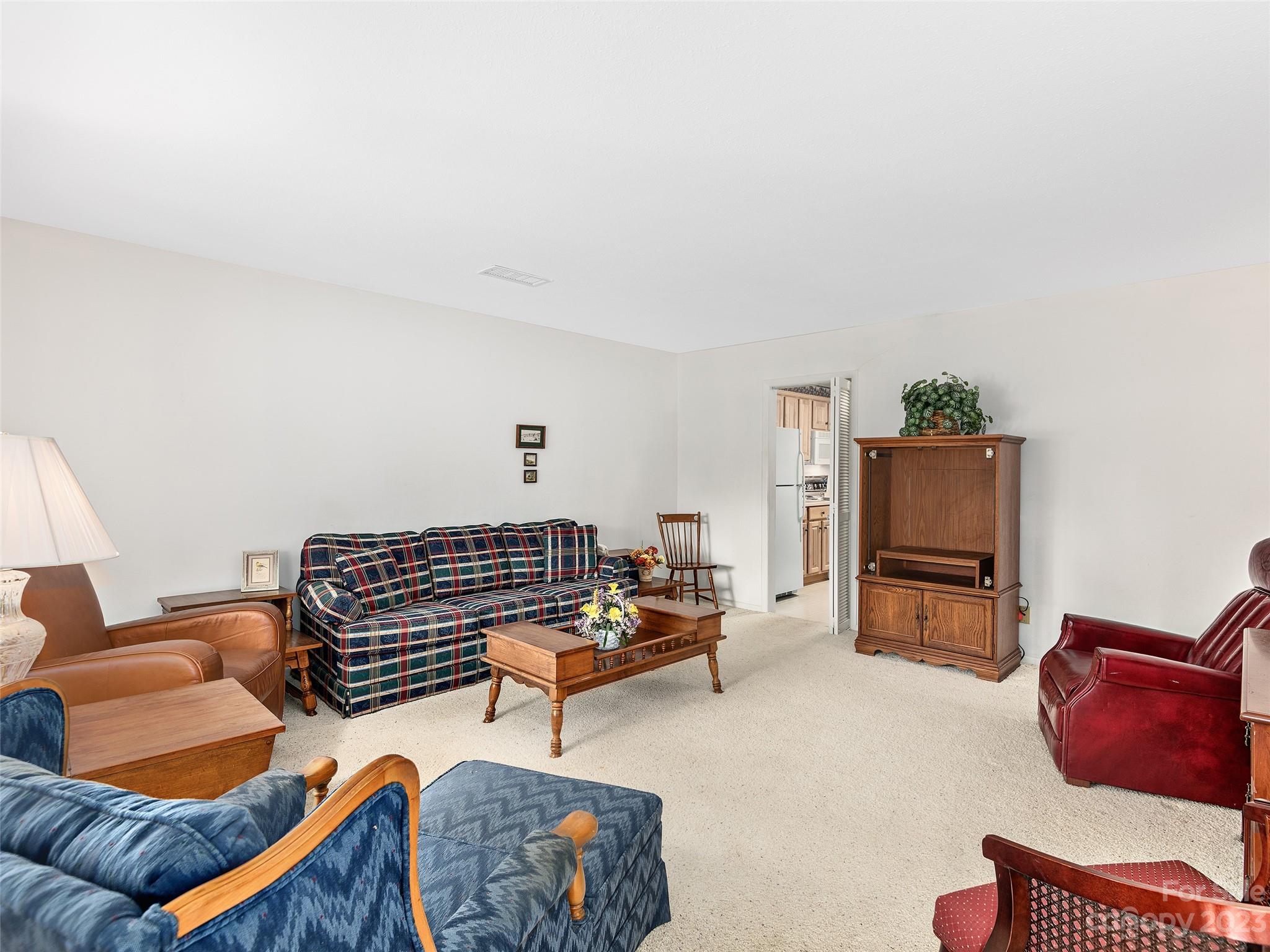 Flat Rock Manor - Residential