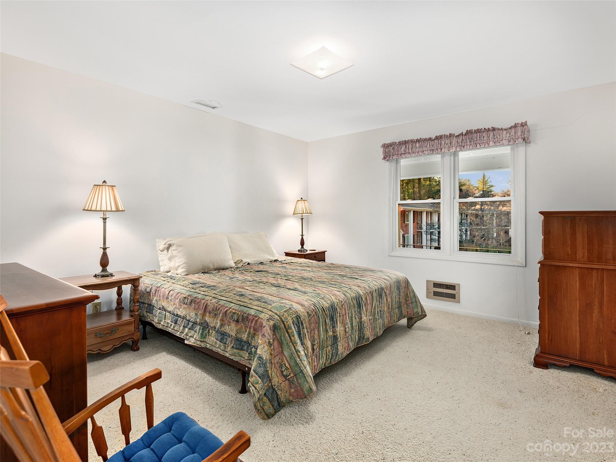 Flat Rock Manor - Residential