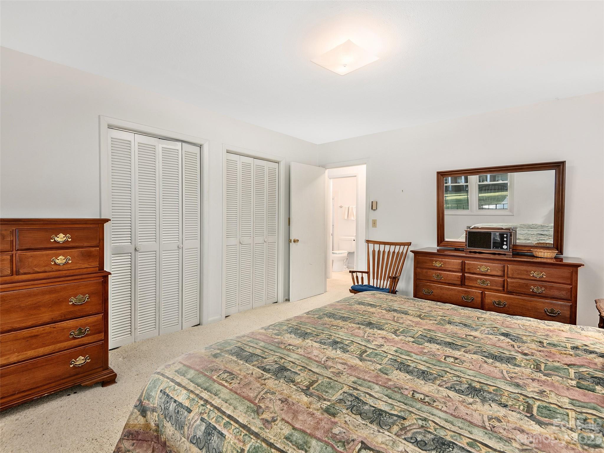 Flat Rock Manor - Residential