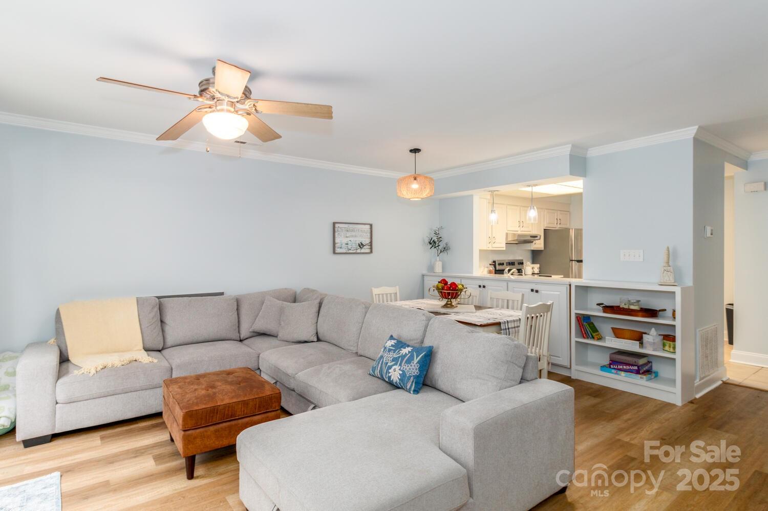 2722 Tiergarten Lane