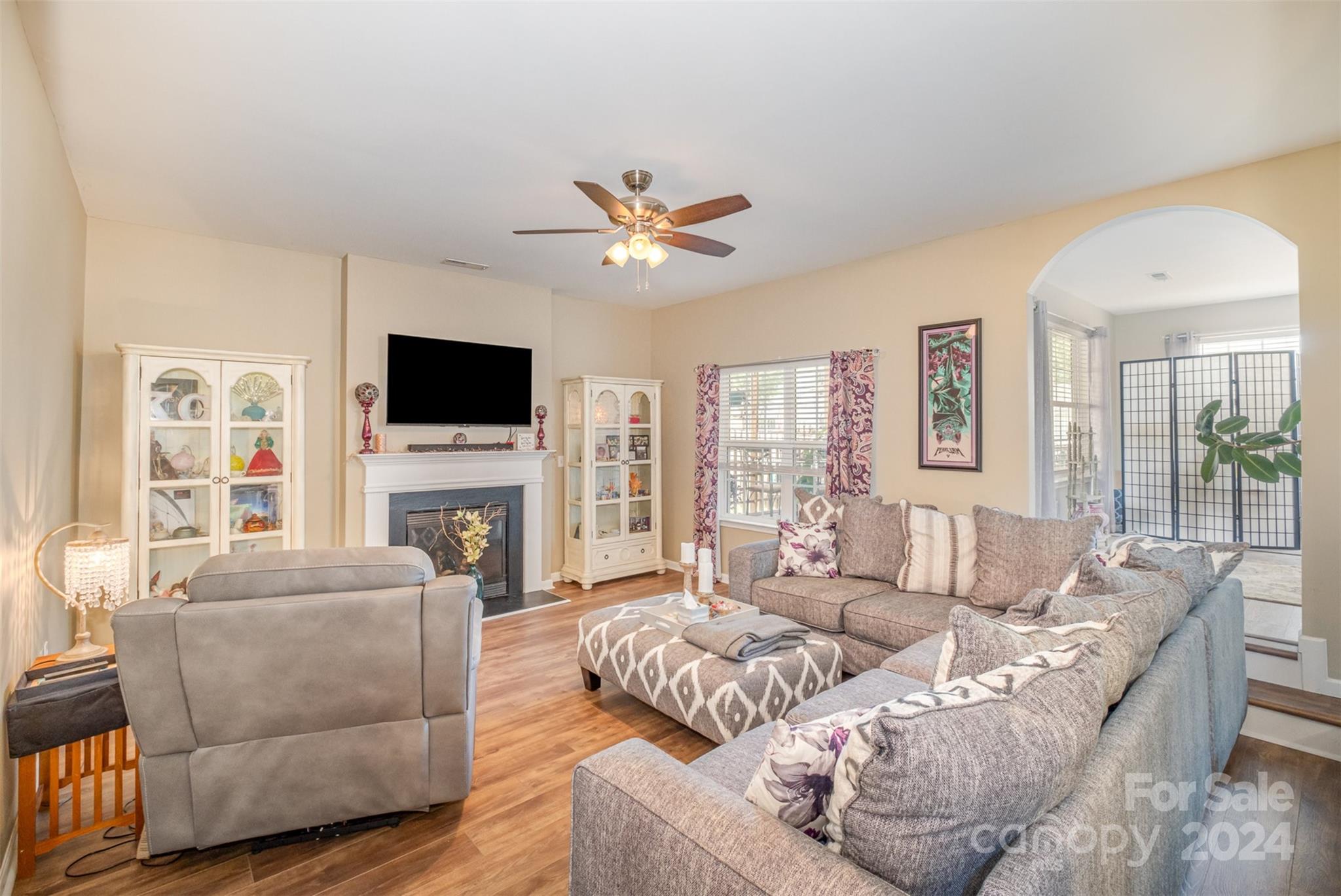 Curtis Pond - Residential