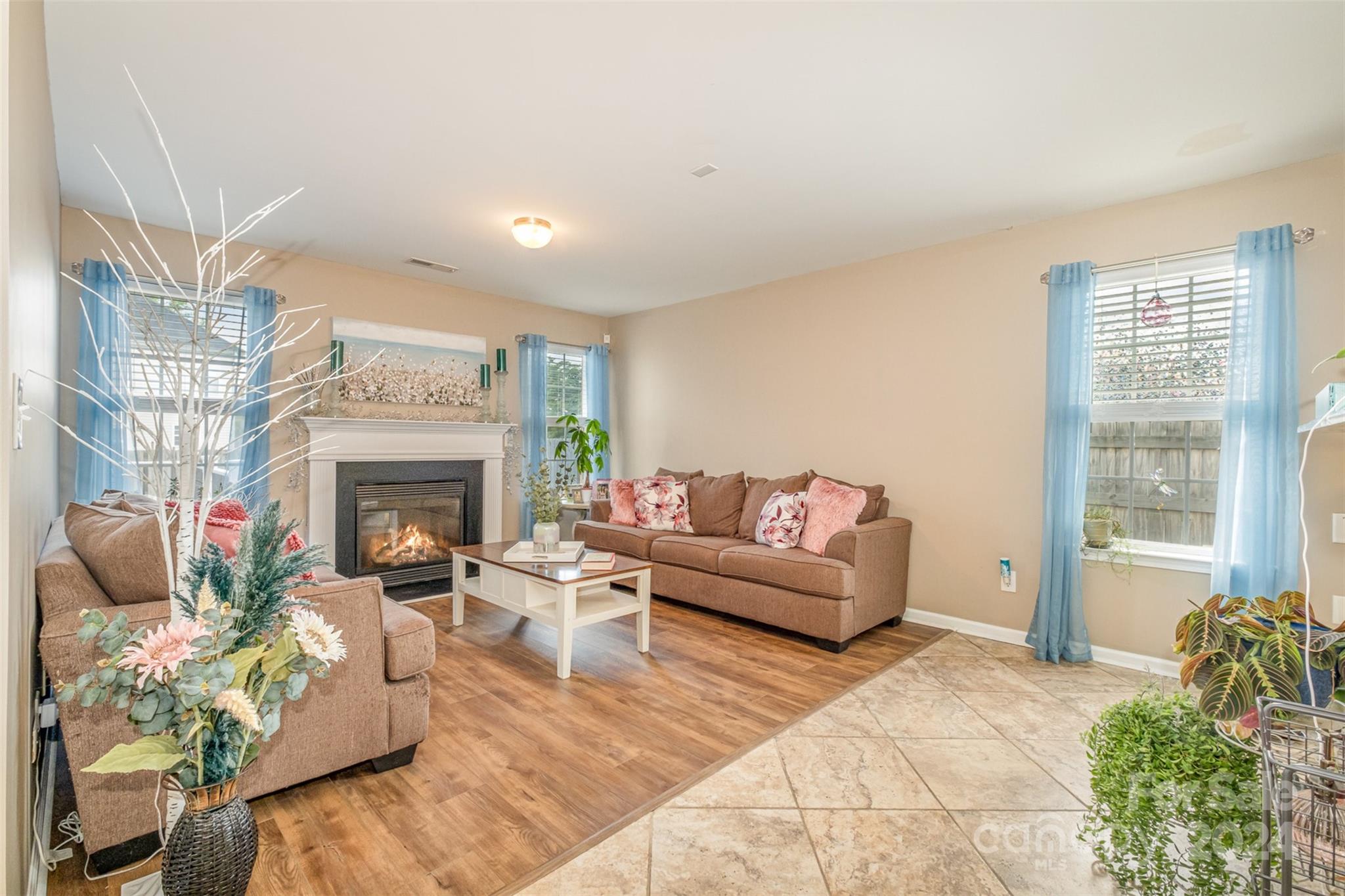 Curtis Pond - Residential