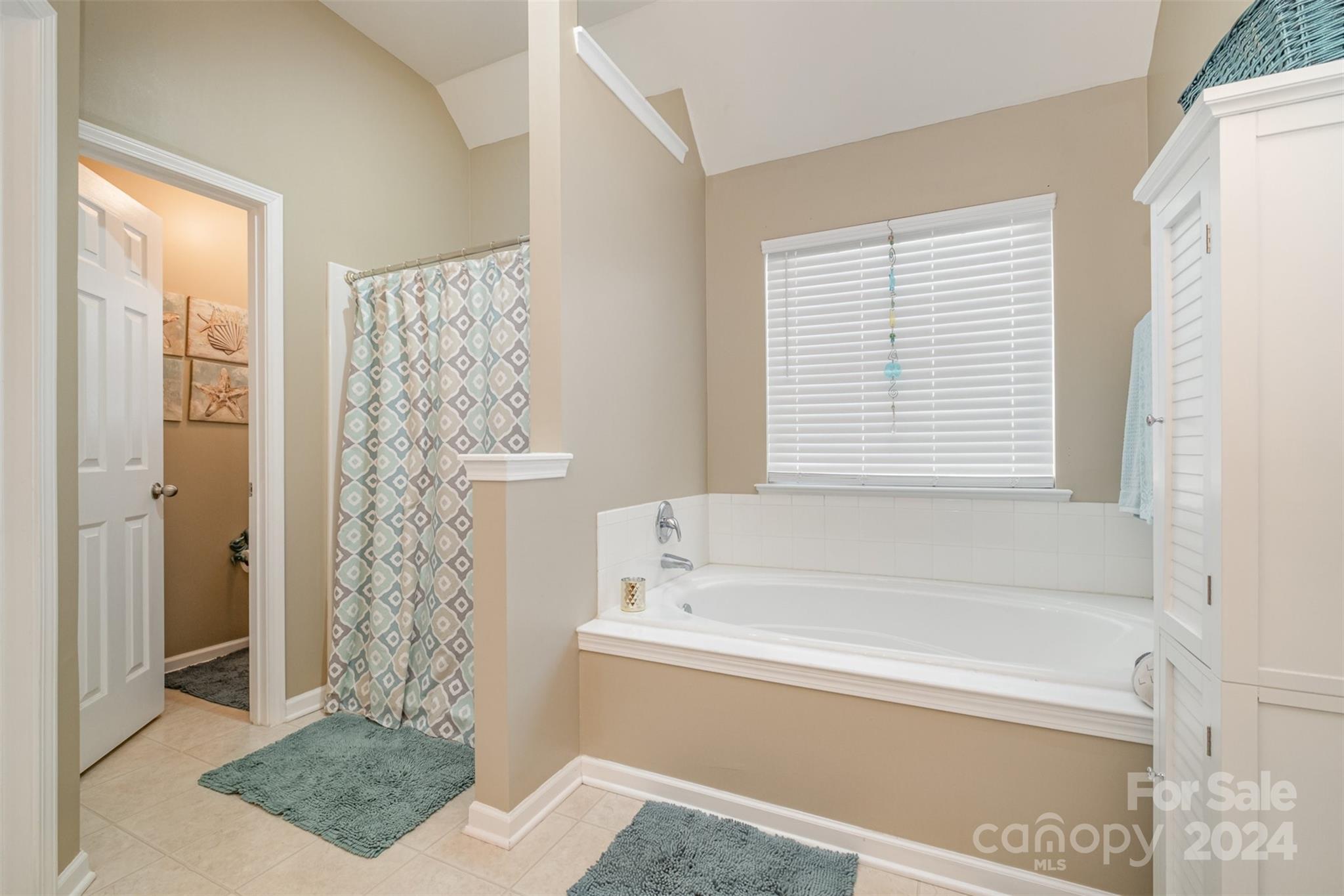 Curtis Pond - Residential