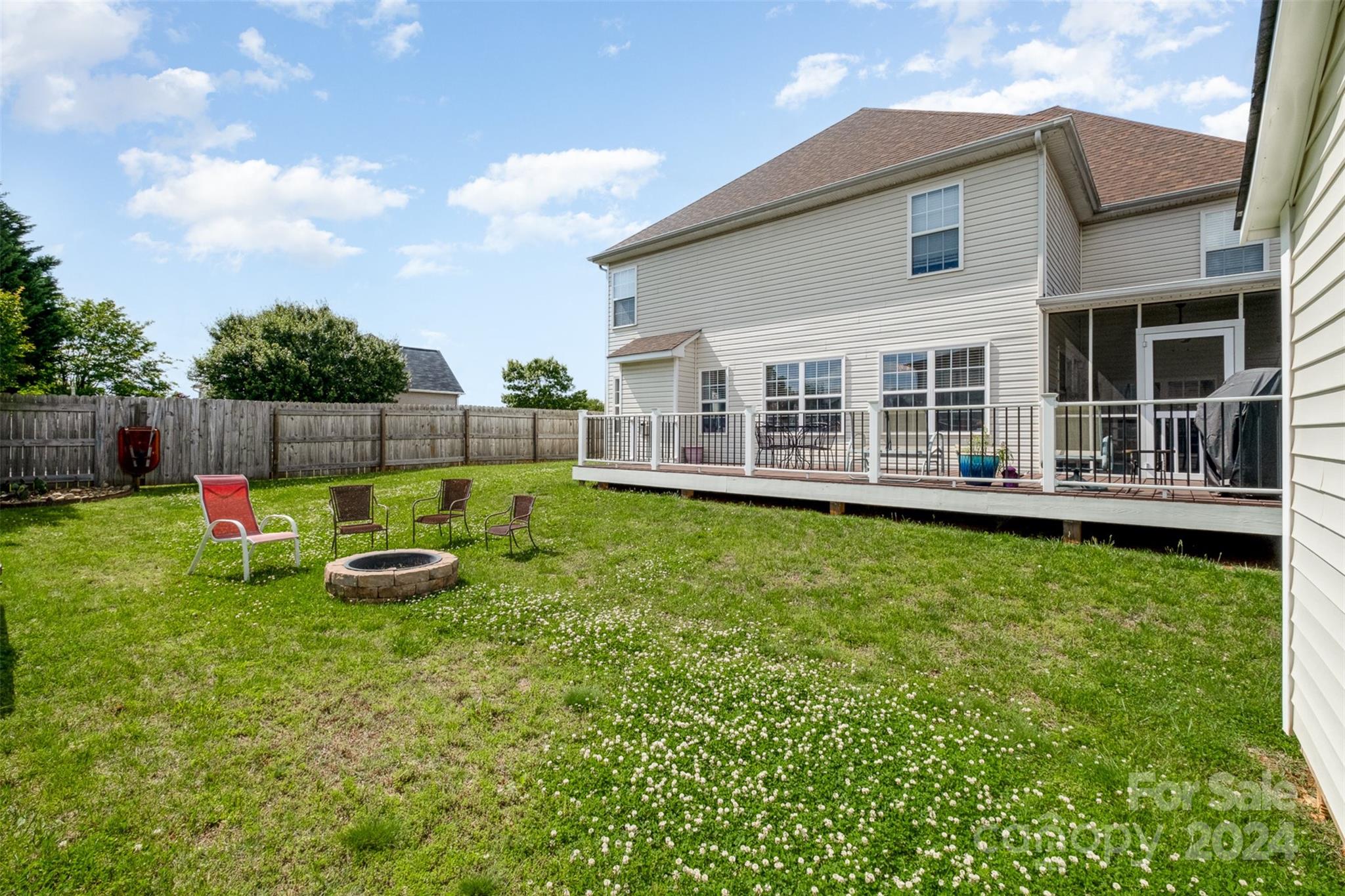 Curtis Pond - Residential