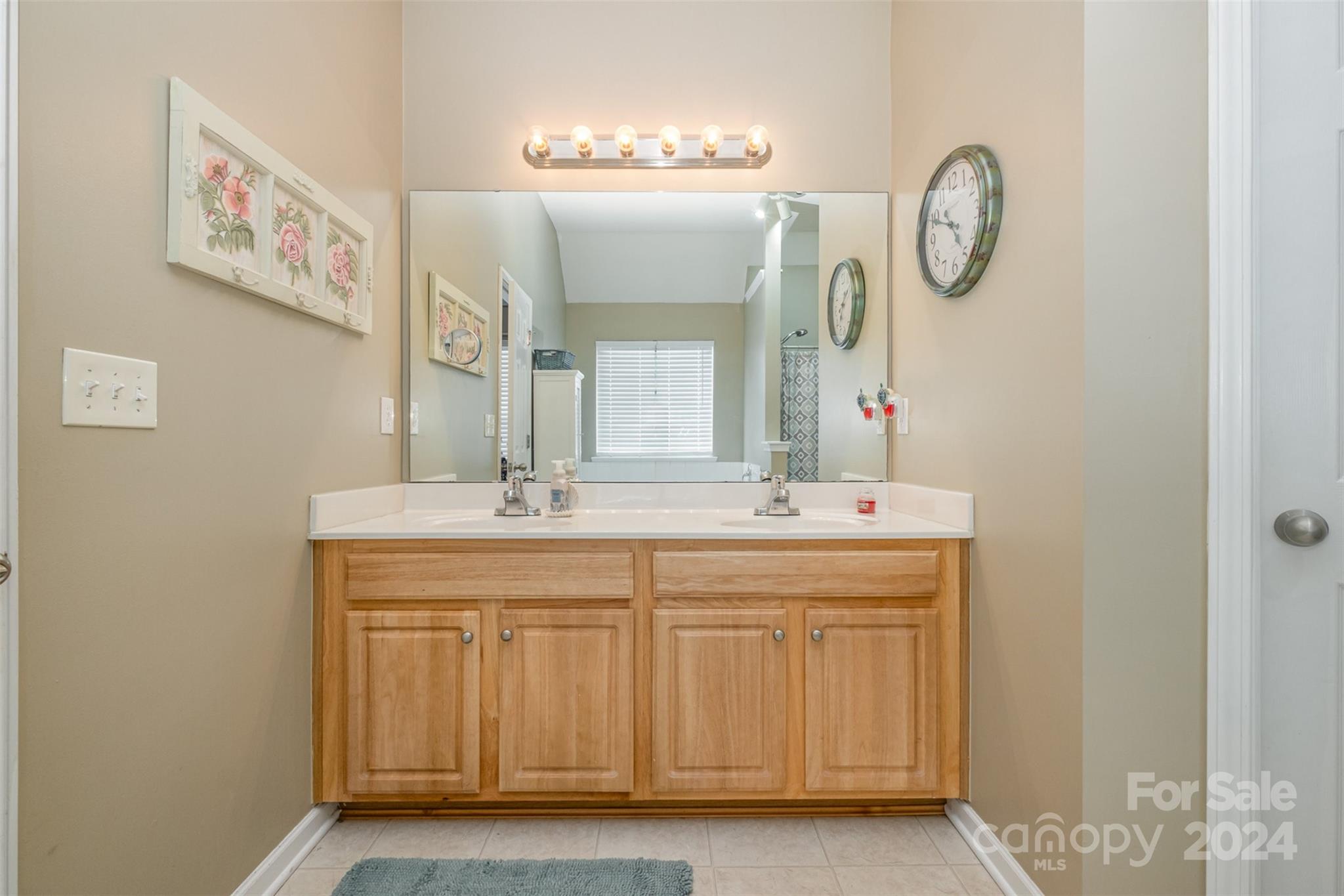 Curtis Pond - Residential