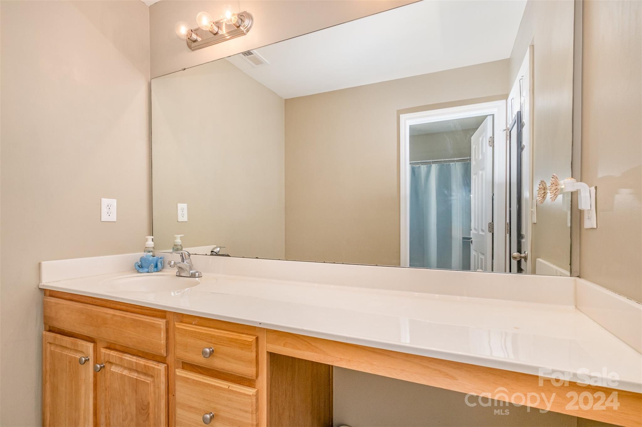 Curtis Pond - Residential