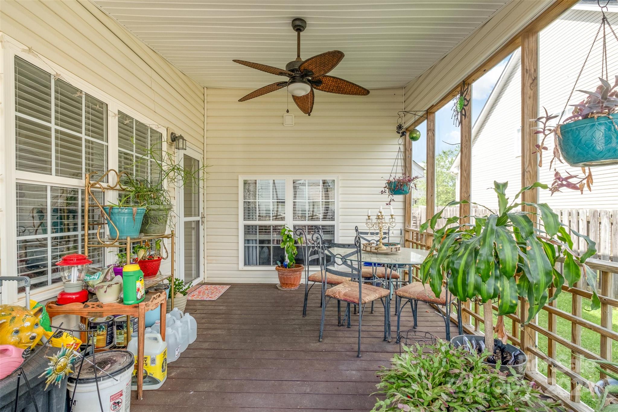 Curtis Pond - Residential