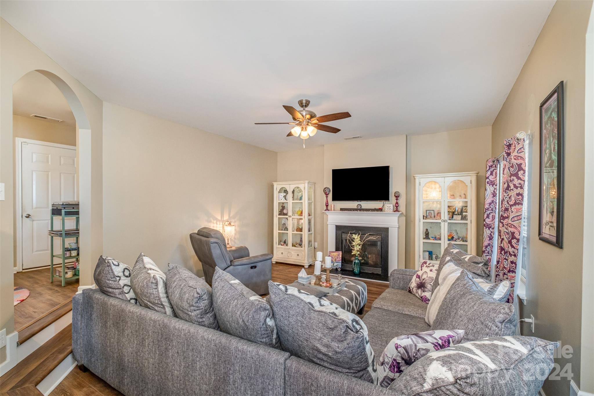 Curtis Pond - Residential