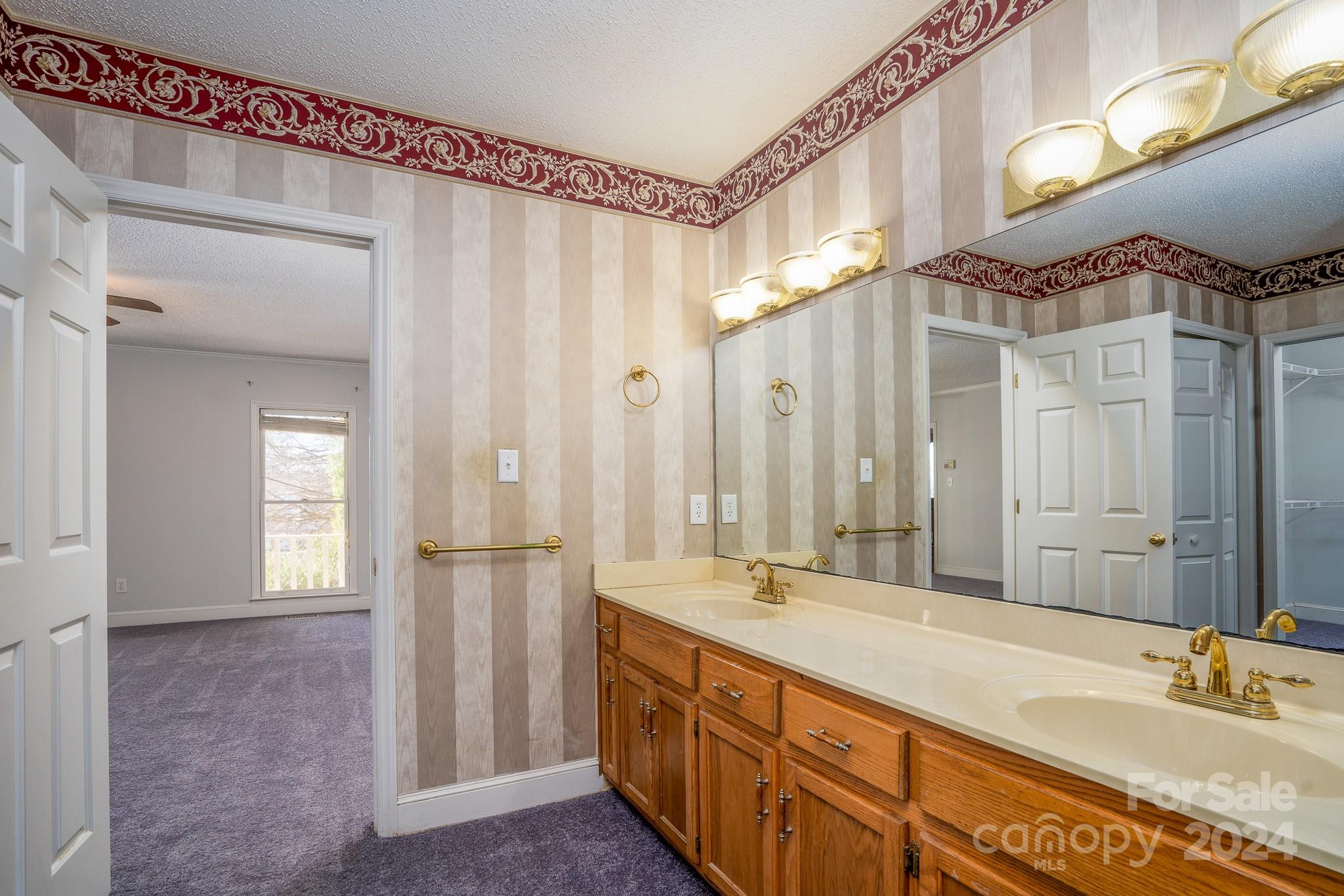 Cross Creek - Residential