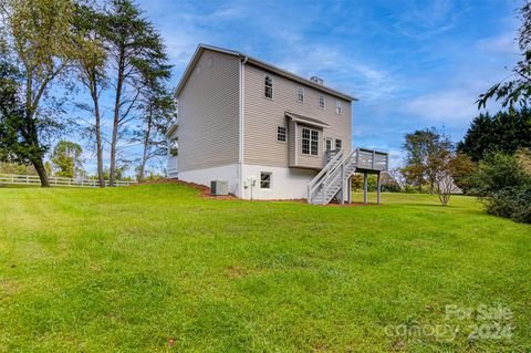 A home in Pfafftown