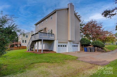 A home in Pfafftown