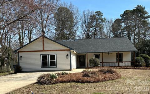 7159 Moss Point Drive Charlotte NC 28277