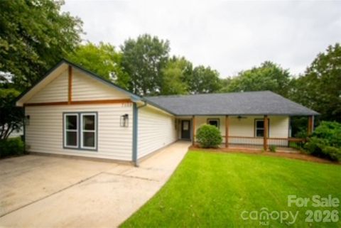 7159 Moss Point Drive Charlotte NC 28277