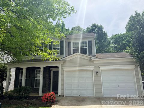 Photo of 11224 Cypress View Drive, Charlotte, NC 28262 (MLS # 4372356)