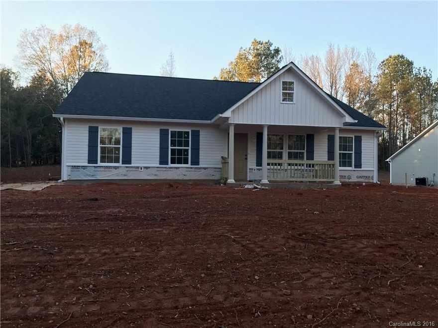 Beautiful new construction by Infinity Builders. Large wooded lot just under two and a half acres. Peaceful country living less than 10 minutes from I-77. Granite countertops, stainless appliances, vaulted ceilings and more.