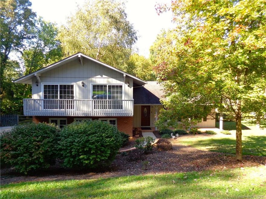 Great home with balconies from the master and secondary bedrooms at the end of the street.  Enjoy the deck for entertaining.  Great neighborhood with 2577 square feet.  Laundry is on lower level.  Fenced yard and 16x20 shed with electricity. Don't miss this opportunity to capture your new home.