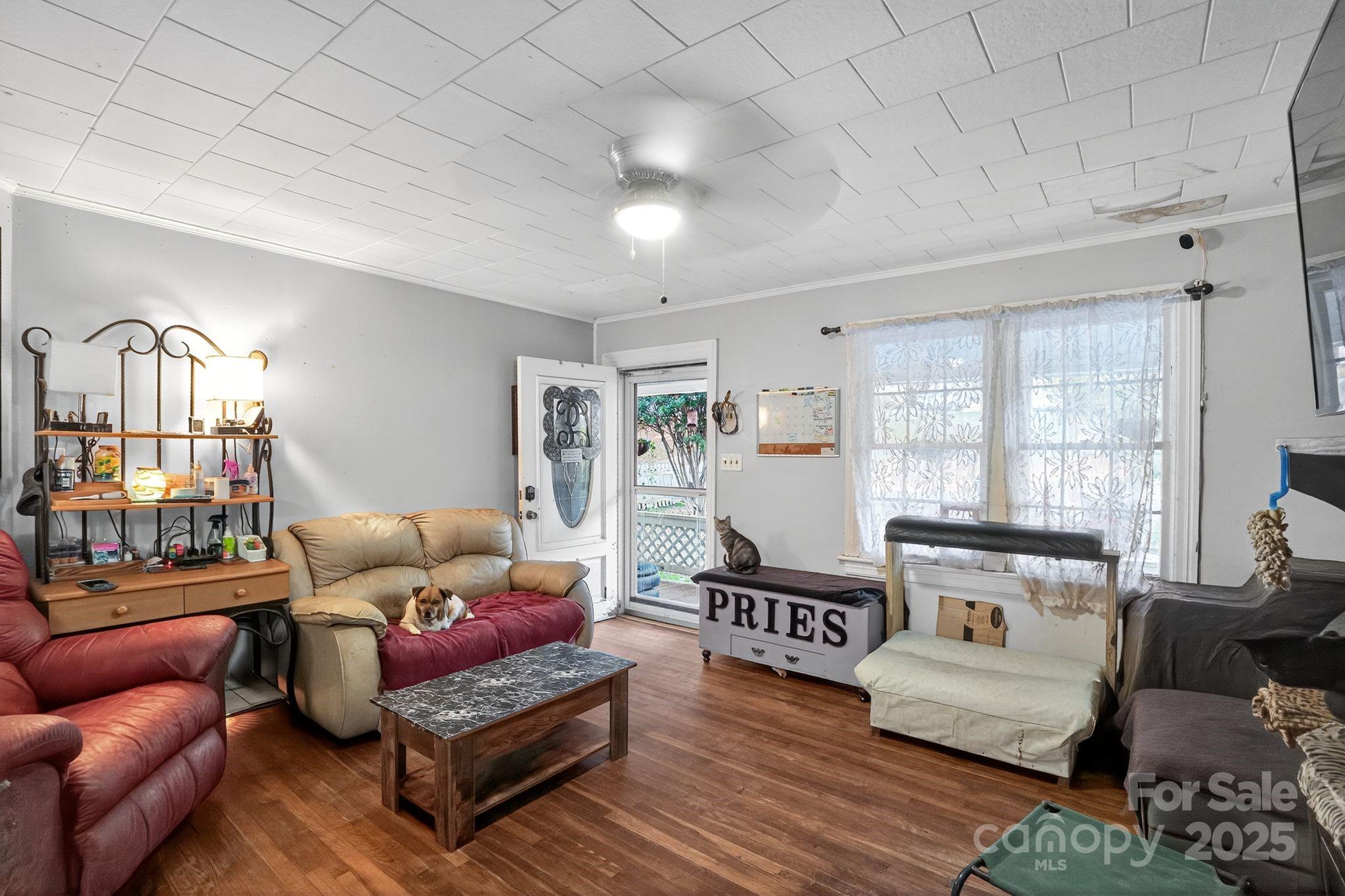 611 W Main Street Extension