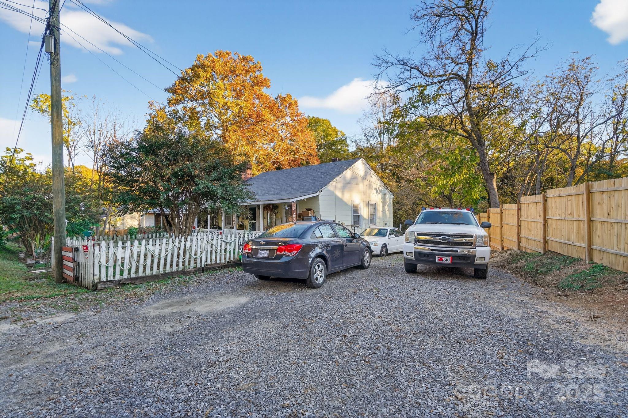 611 W Main Street Extension